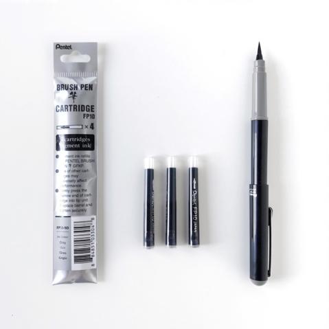 Ручка-кисть PENTEL GFKP3-N Pocket Brush Pen, для каллиграфии, 4 картриджа, серые чернила